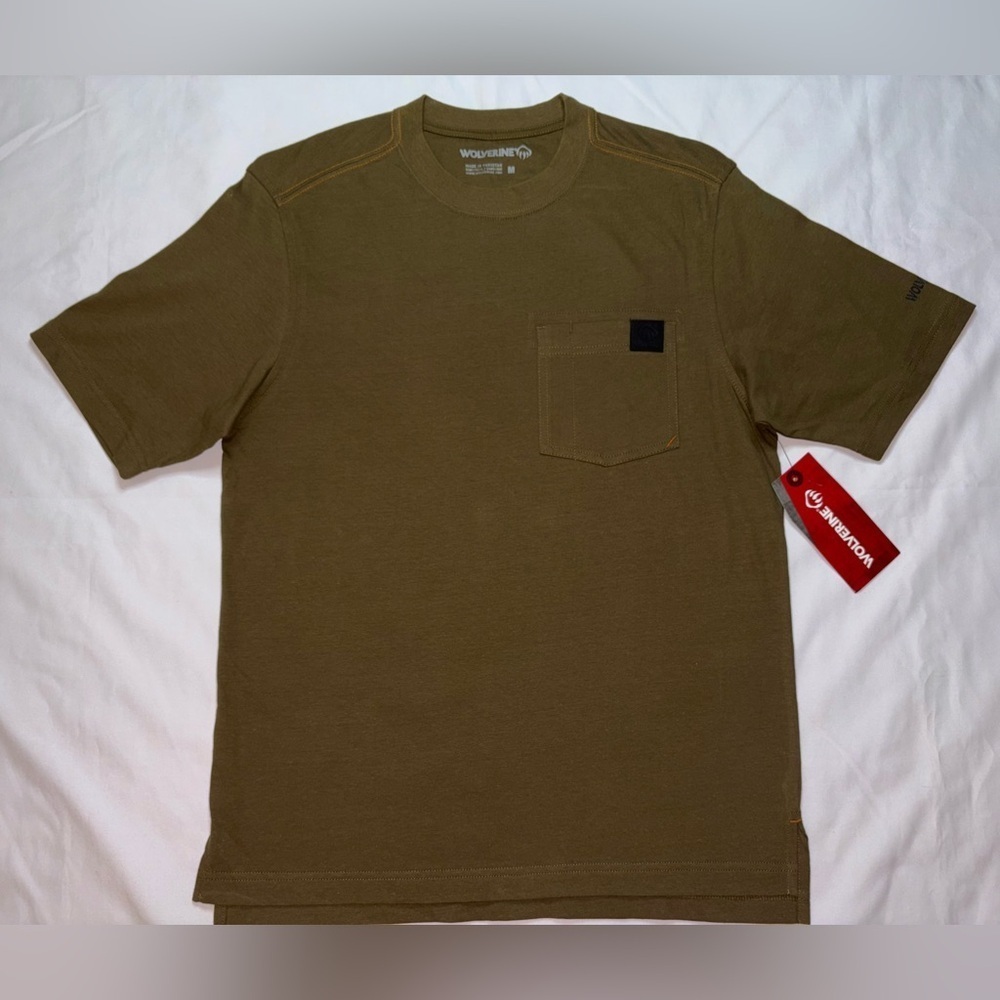 Wolverine NWT Men’s Size M Uniform Green Guardian Pocket Short Sleeve Tee Shirt